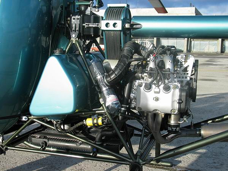 Aerokopter helicopter engine bay