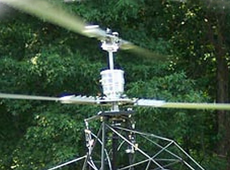 Contra-rotating coaxial helicopter rotorblades