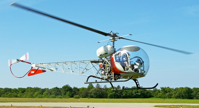 Bell 47 G-5 helicopter