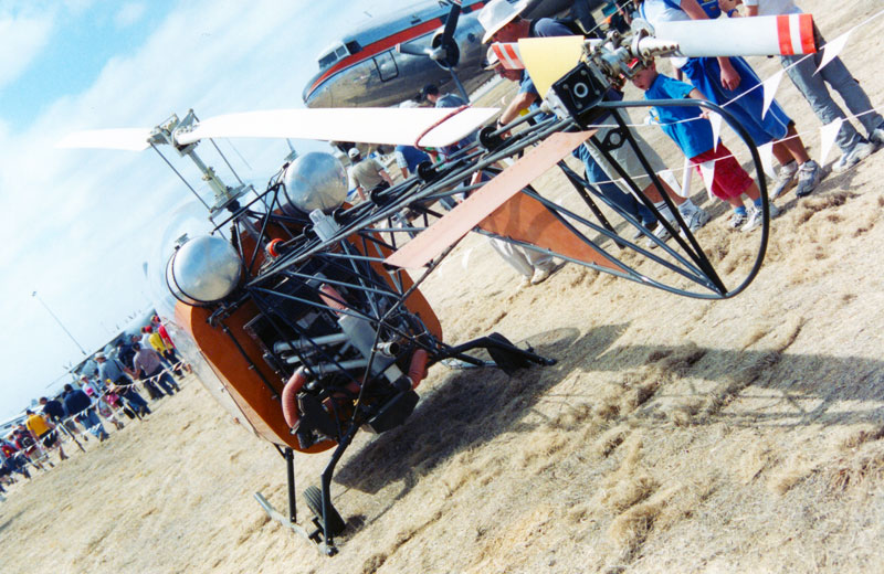 Safari helicopter airshow display