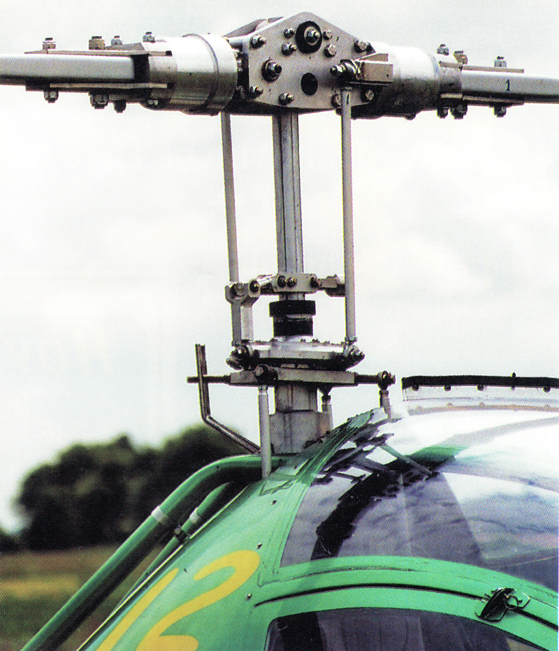 Dynali H2 helicopter main rotor system