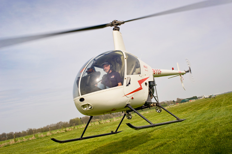 Robinson training helicopter R22