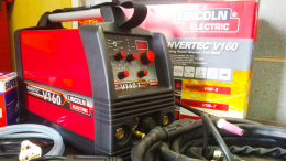 Lincoln Electric Invertec V160 Welder